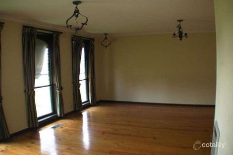 Property photo of 152 Hughes Parade Reservoir VIC 3073