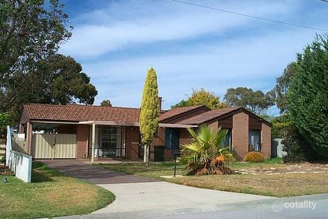 4 Sculptor Cl, Rockingham, WA 6168