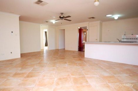 Property photo of 51 Serpentine Meander Gosnells WA 6110