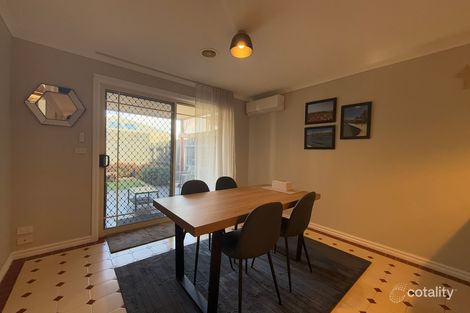 Property photo of 1/31 Jade Way Hillside VIC 3037
