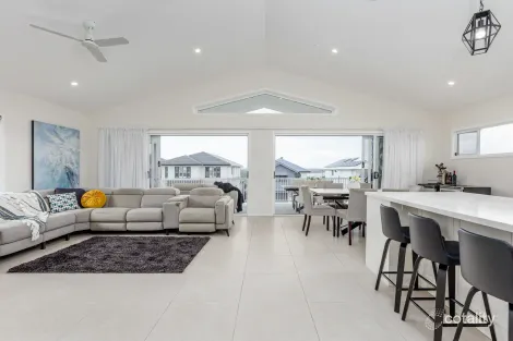 Property photo of 34 Riverview Parkway Griffin QLD 4503