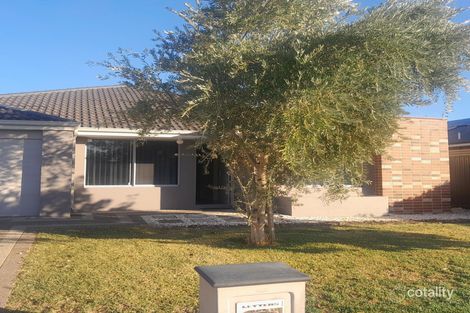 42 Windermere Bvd, Aveley, WA 6069