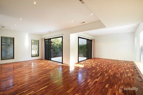 Property photo of 1 Elwood Street Brighton VIC 3186