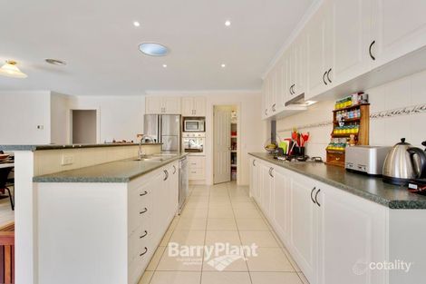 Property photo of 12 Redfern Way Pakenham VIC 3810