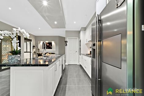Property photo of 35 Castletown Boulevard Weir Views VIC 3338