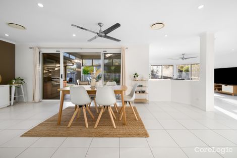 Property photo of 42 Faraday Crescent Pacific Pines QLD 4211