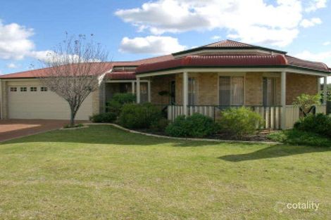 Property photo of 2 St Claire Gardens Atwell WA 6164