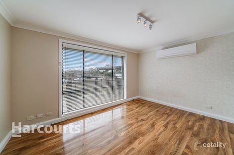 Property photo of 28 Frontignan Street Eschol Park NSW 2558