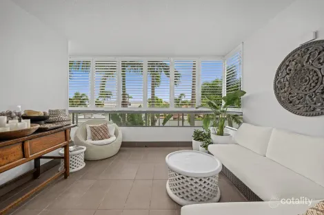 29i/28 Bayview St, Runaway Bay, QLD 4216