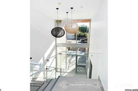 Property photo of 8/36 Kitchener Street Coorparoo QLD 4151