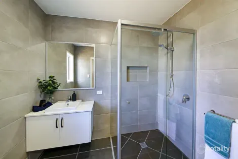 Property photo of 4 Don Street Lowood QLD 4311