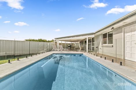 Property photo of 26 Kruger Avenue Windang NSW 2528