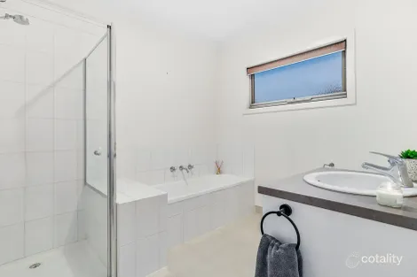 Property photo of 11/35 Lily Way Skye VIC 3977