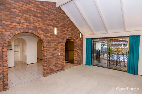 Property photo of 5 Pilot Court Mermaid Waters QLD 4218