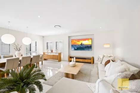 Property photo of 18 Venturer Parade Leppington NSW 2179