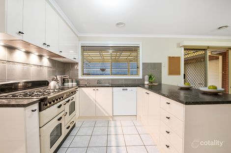 Property photo of 10 Norwich Close Chirnside Park VIC 3116