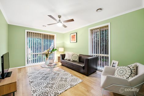 Property photo of 10 Norwich Close Chirnside Park VIC 3116