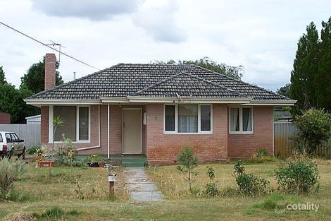 16 Wade St, Embleton, WA 6062