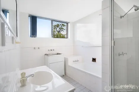 Property photo of 2/16 Bestman Avenue Bongaree QLD 4507