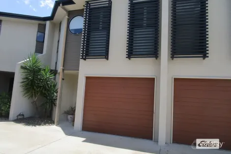 Property photo of 4/52 Shell Street Urangan QLD 4655