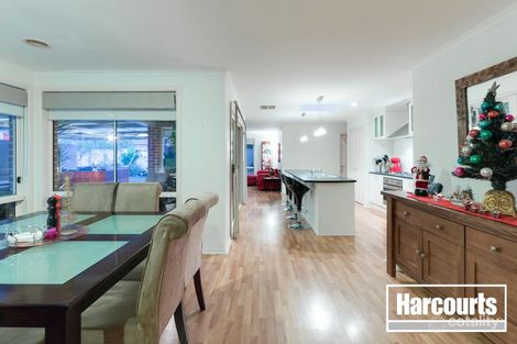 Property photo of 30 Scotsdale Drive Cranbourne East VIC 3977
