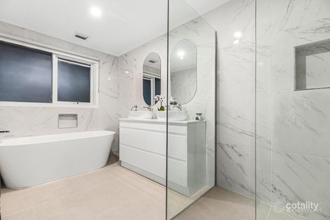 Property photo of 15 Enfield Avenue Park Orchards VIC 3114