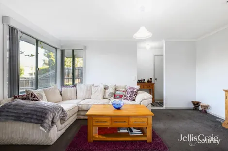 Property photo of 15 Sherlowe Crescent Viewbank VIC 3084