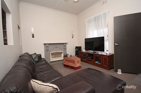 Property photo of 18 Bradshaw Street Horsham VIC 3400