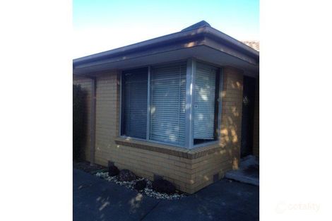 2/14 Army Ave, Reservoir, VIC 3073