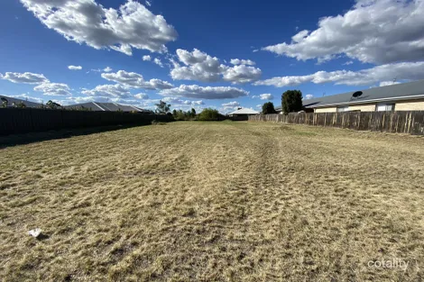 11 Dudley St, Chinchilla, QLD 4413