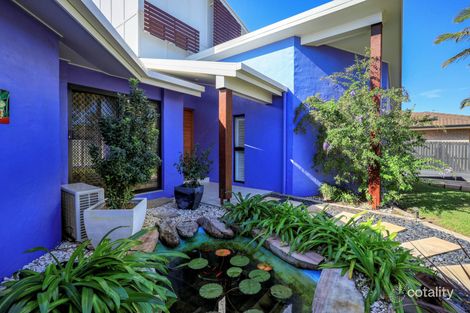 Property photo of 6 Henderson Row Bargara QLD 4670