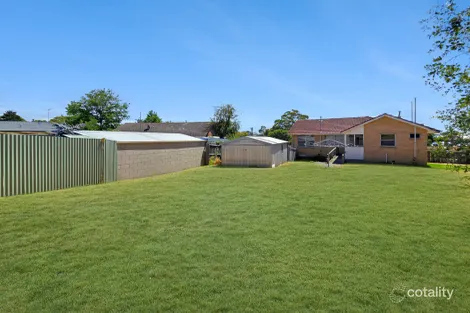 Property photo of 25 Coxon Parade North Geelong VIC 3215