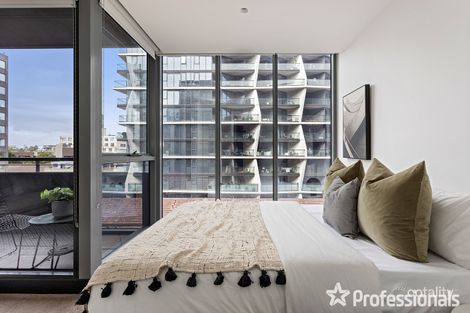 Property photo of 309/74 Queens Road Melbourne VIC 3004