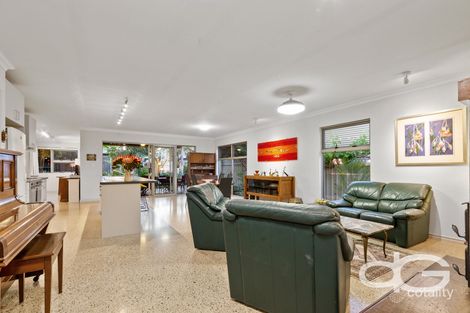 Property photo of 3 Central Avenue Beaconsfield WA 6162