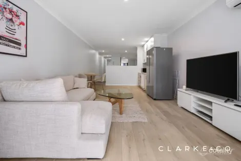 Property photo of 1/75 King Street Newcastle NSW 2300