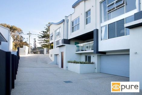 7c Wilton Pl, Scarborough, WA 6019