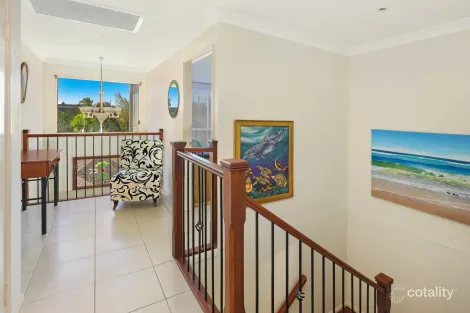 Property photo of 14 Maldives Place Parrearra QLD 4575