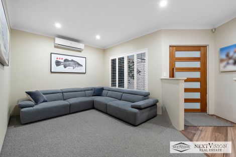 Property photo of 10 Sumner Rise Success WA 6164