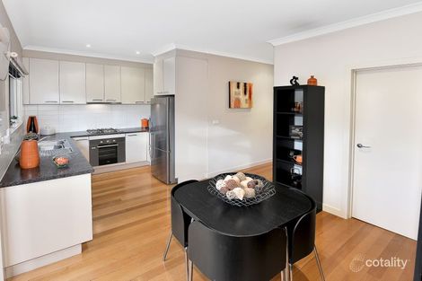 Property photo of 2/19 Croft Crescent Reservoir VIC 3073