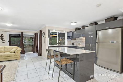 Property photo of 19 Lascelles Court Chuwar QLD 4306