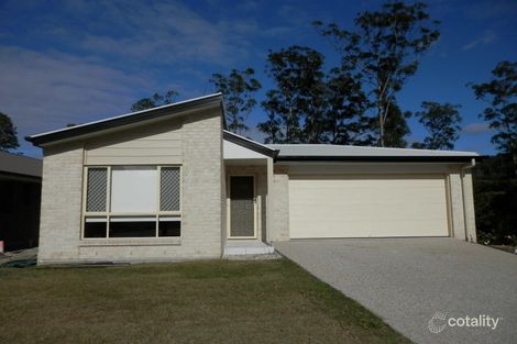 Property photo of 10 Darling Close Pacific Pines QLD 4211