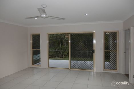 Property photo of 10 Darling Close Pacific Pines QLD 4211