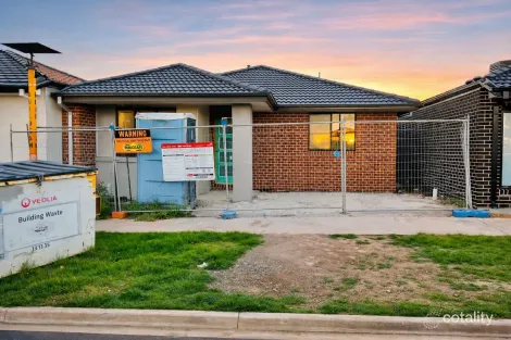 Property photo of 28 Dawbin Road Tarneit VIC 3029