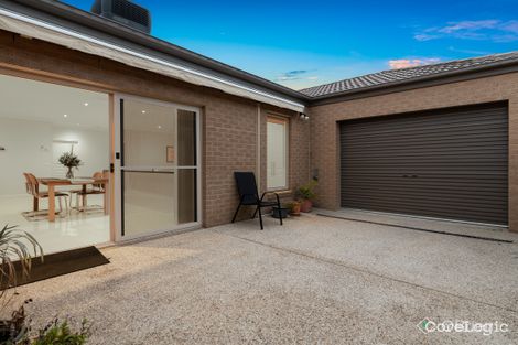 Property photo of 8 Rose Garden Avenue Officer VIC 3809