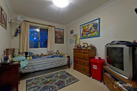 Property photo of 8 Crestridge Crescent Oxenford QLD 4210