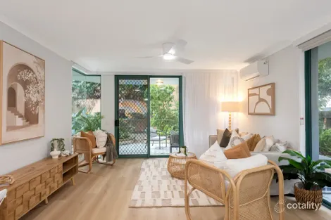 Property photo of 2/33 Australia Avenue Broadbeach QLD 4218