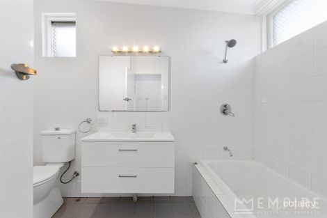 Property photo of 9 Pass Crescent Beaconsfield WA 6162