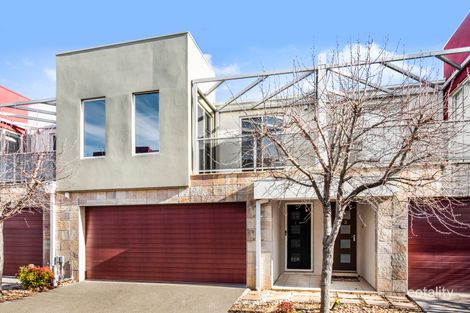 Property photo of 2/16-20 Cormorant Parade Pakenham VIC 3810