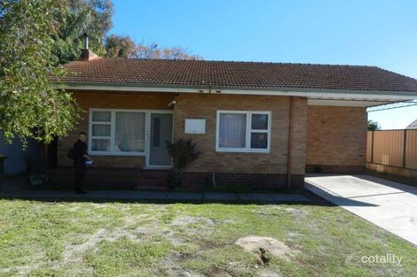 17a Highbury Cres, Beckenham, WA 6107