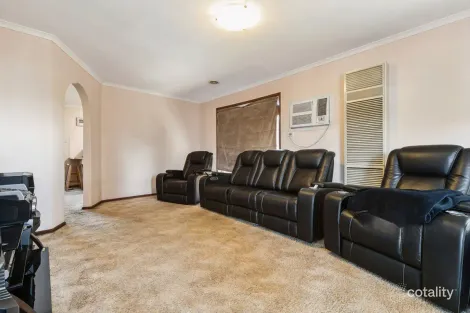Property photo of 2 Eucalyptus Walk Carrum Downs VIC 3201